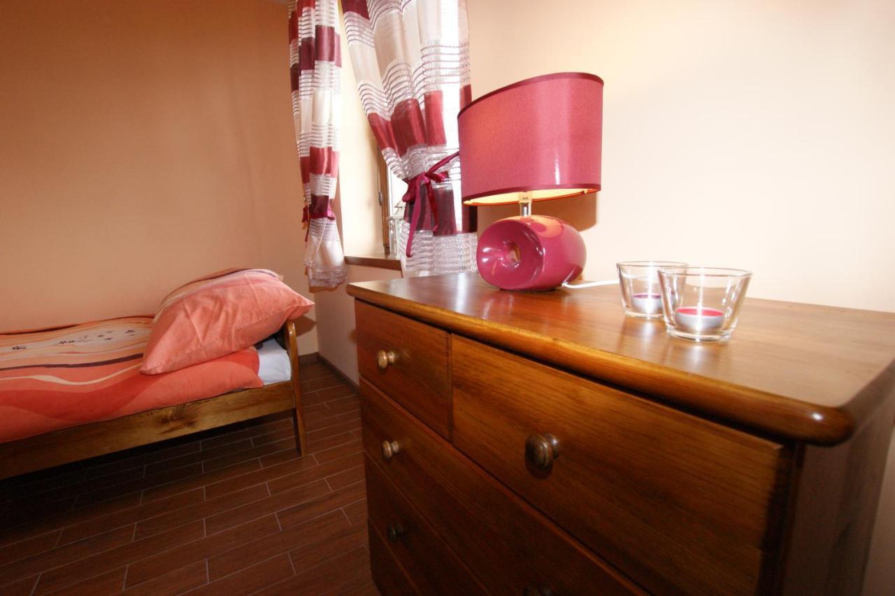 פוק Apartamenty Przy Basenie Blisko Morza Brown מראה חיצוני תמונה