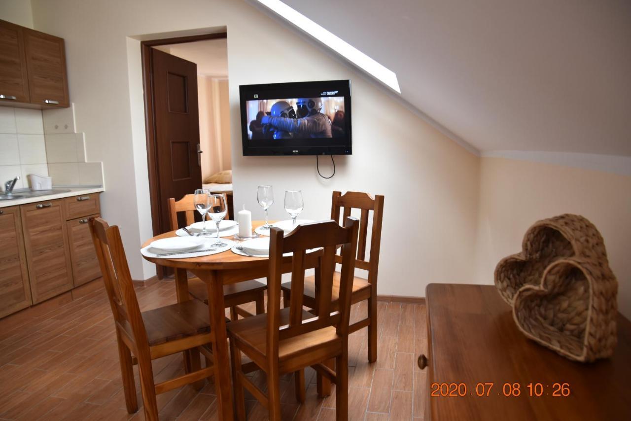 פוק Apartamenty Przy Basenie Blisko Morza Brown מראה חיצוני תמונה